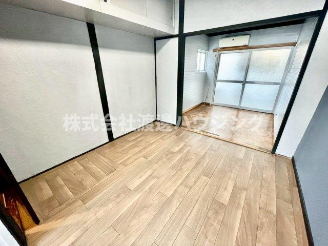 長池町貸家の寝室