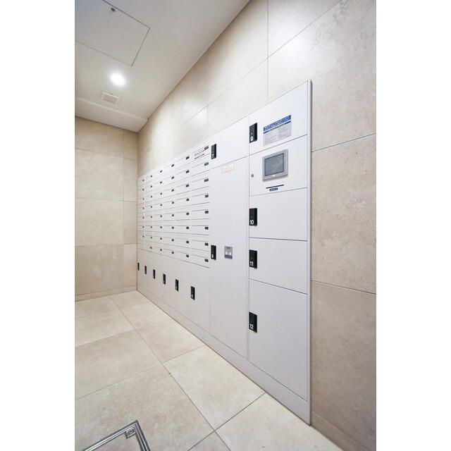 リビオメゾン入谷の設備|宅配ボックス・メールボックス