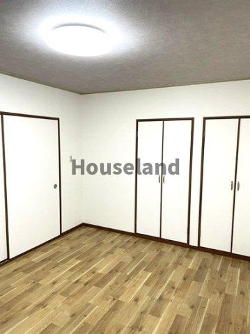 松江西戸建の洋室