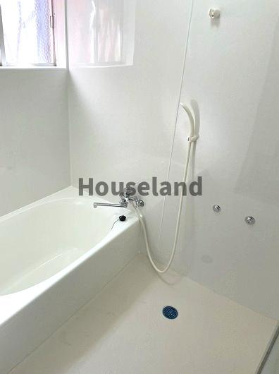 松江西戸建の浴室