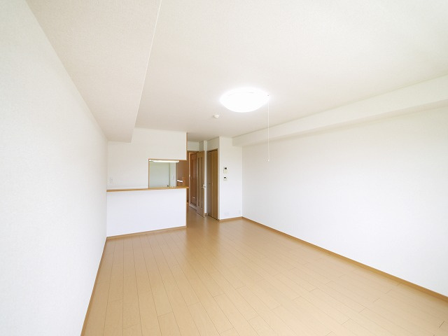 フローレンス　四条大路の居間・リビング|ゆったり過ごせるリビングです