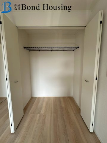 駐車並列2台可能　上高丸第1　新築2区画　2号棟の収納