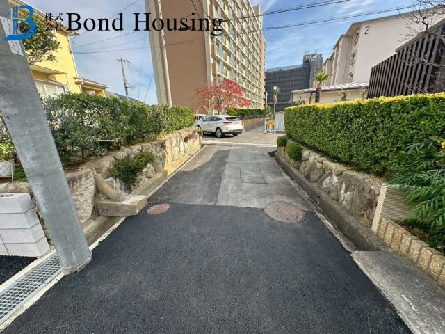 駐車並列2台可能　上高丸第1　新築2区画　2号棟の庭