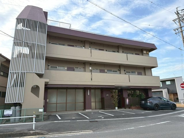 コーポ小川店舗の外観