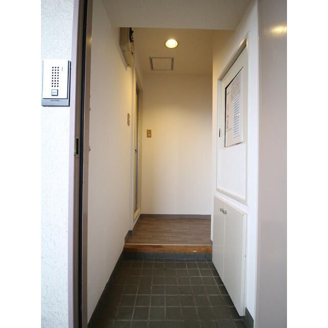 プレール本駒込の玄関