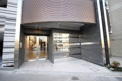 【エントランス】 | プレール・ドゥーク東新宿Ⅲ