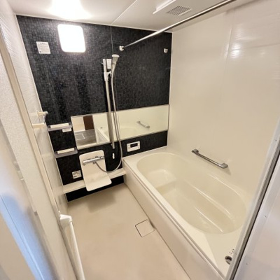 【浴室】 | Avant Rivie're