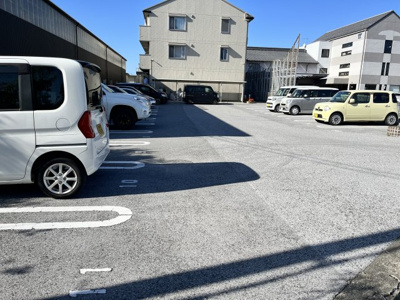 【駐車場】 | Avant Rivie're