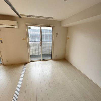 【居間・リビング】 | Avant Rivie're