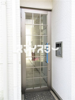 【エントランス】