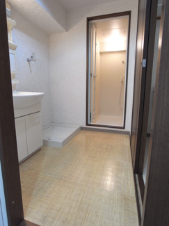 【洗面所】 | グランディ花綵