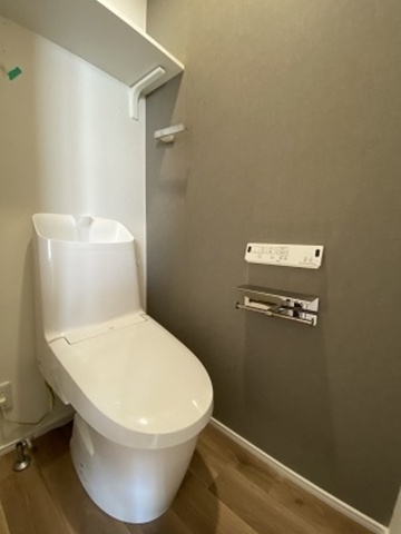 An’s court天台のトイレ