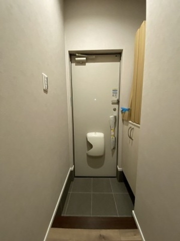 An’s court天台の玄関