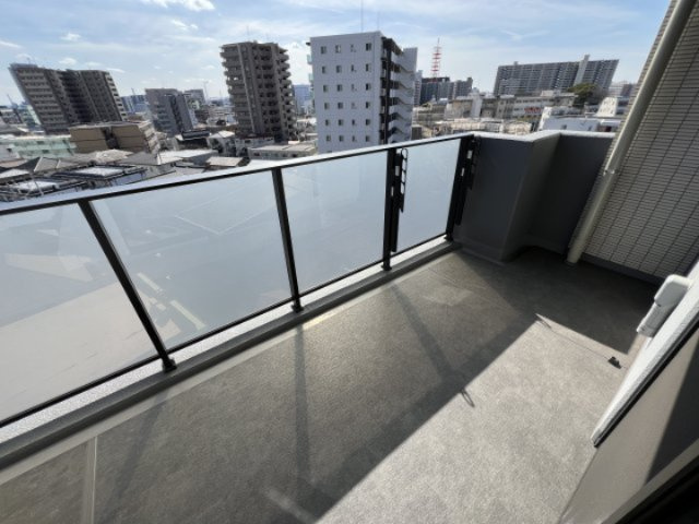 プレミアムレジデンス千葉ステーションサイトのバルコニー|洗濯物もよく乾きます