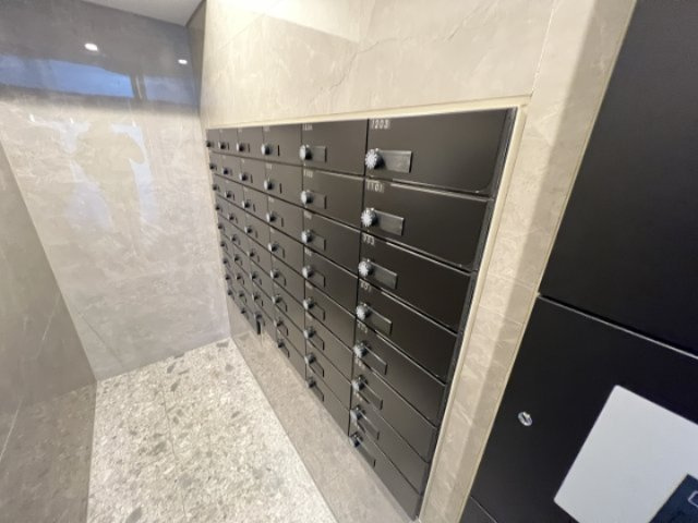 プレミアムレジデンス千葉ステーションサイトのその他共用部分|集合ポストです。