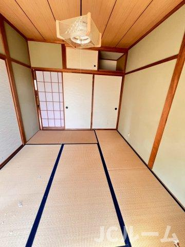 コーポカスガの和室