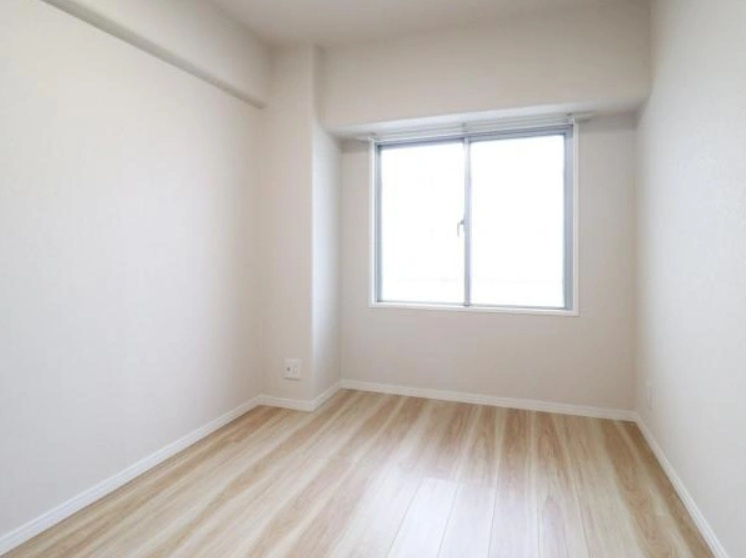 ネオコーポ武蔵野の収納|施工例です。全居室に収納スペースが付いています。