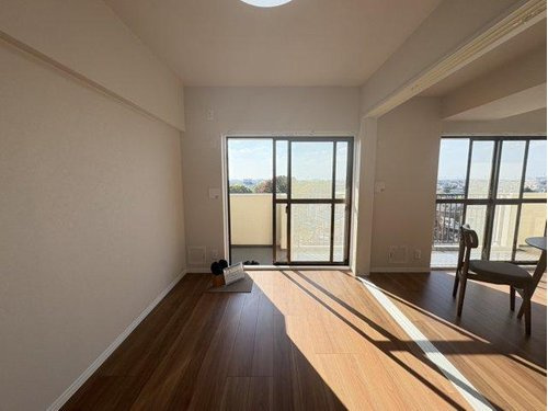 朝日プラザ越谷第３の洋室|5.2帖の洋室です