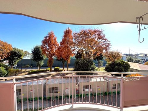 ネオハイツ江戸川台Ａ棟の展望|バルコニーからの眺望です