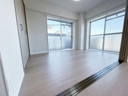 ライオンズマンション本川越第３の洋室|洋室 5帖