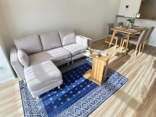 ワコーレロイヤルガーデン北本Ｆ棟の居間・リビング|リビングです