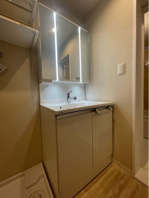 近鉄ハイツ六実の独立洗面台|独立洗面台で身支度をすべて済ませてしまいましょう