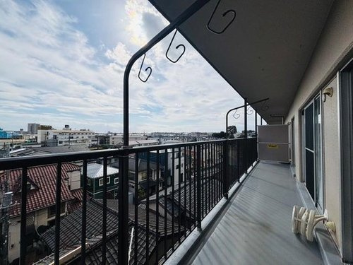 武蔵野北スカイハイツ1号棟のバルコニー|バルコニーです