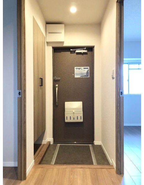 ボナハイツ中川３号棟の玄関|玄関です