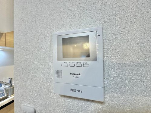 ヴァンヴェール入間の防犯設備|モニター付きインターホンで防犯面も安心です