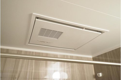 朝日パリオ入間市の浴室|浴室暖房乾燥機付き