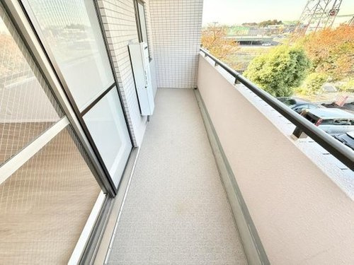 ベルヴィル大宮B棟のバルコニー|陽当たり良好なバルコニー