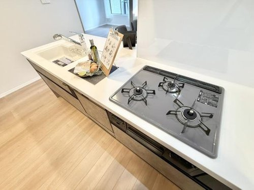 ベルヴィル大宮B棟のキッチン|会話の弾む対面式キッチン