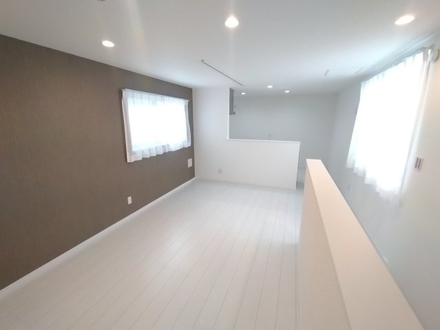 船橋市金杉八丁目戸建の居間・リビング|居間です