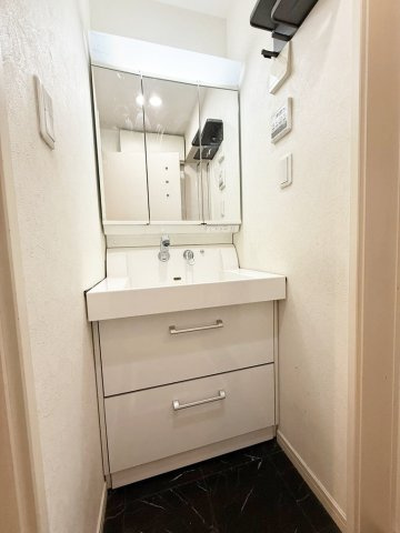 梅島3丁目戸建の洗面所