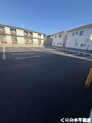 【駐車場】 | ファレノプシスⅠ | 駐車場完備です