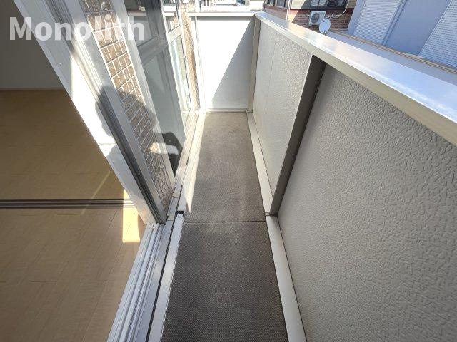 ミモザ・コートのバルコニー