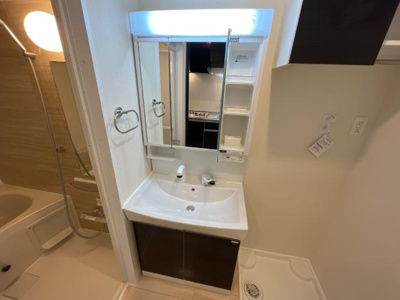 【洗面所】 | シャリス大津 | 洗髪洗面化粧台