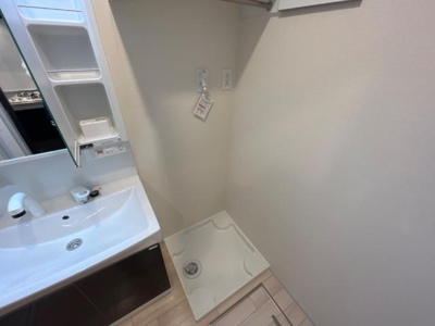 【洗面所】 | シャリス大津 | 洗濯機置場