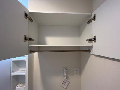 【洗面所】 | シャリス大津 | 上部収納