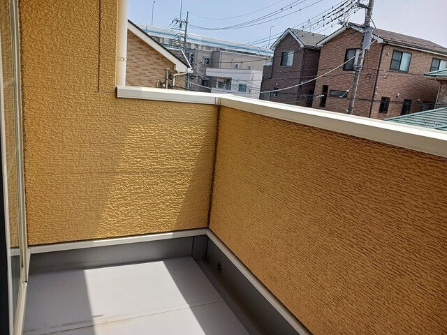 ローズパーク　壱番館のバルコニー|暖かな日差しのふりそそぐバルコニー