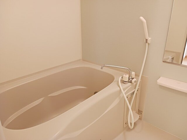 ローズパーク　壱番館の浴室|落ち着いた空間のお風呂です