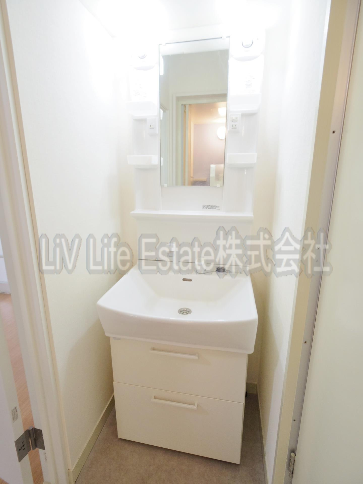 小平市花小金井１丁目の賃貸マンションの洗面所