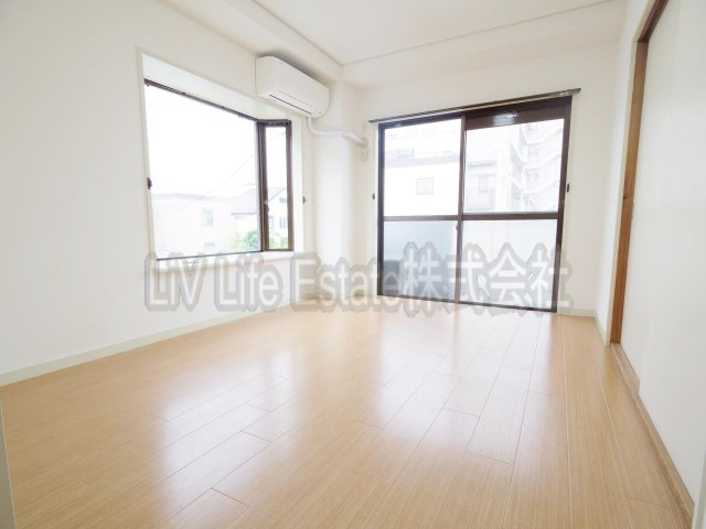 小平市花小金井１丁目の賃貸マンションの寝室