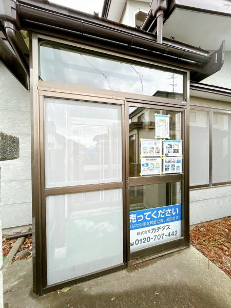 八戸市大字市川町字尻引前山の玄関|【現況販売】玄関内部