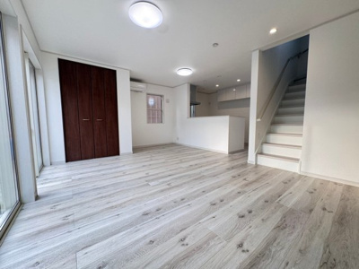 【居間・リビング】 | 玉川上水 戸建