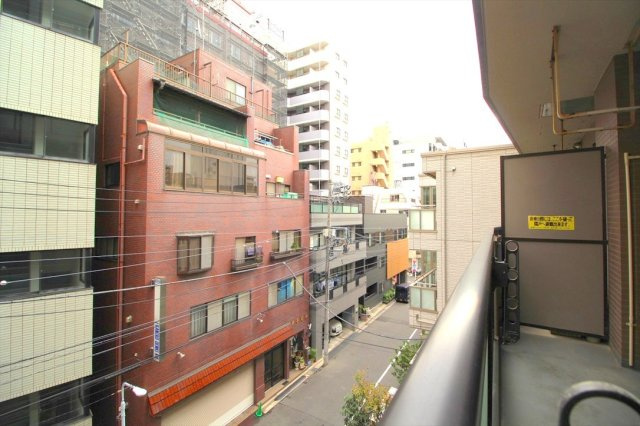 エバーグリーンパレス浅草　4階　角　部屋　リ　フォーム済の展望