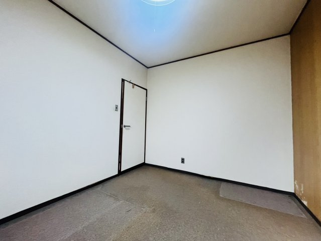 ハイツ東朝霧1号棟の内装