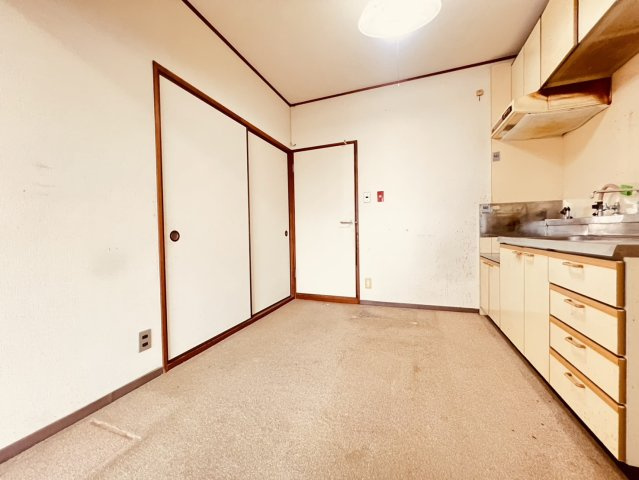 ハイツ東朝霧1号棟の居間・リビング