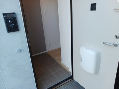 【玄関】 | ピープル８