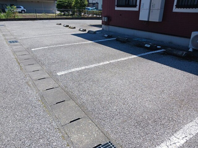 【駐車場】 | メルベーユ弐番館